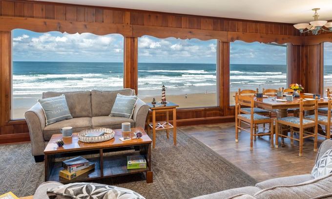 Roads End House | Sandy beach with huge surf views, hot tub, tide pools, private beach steps