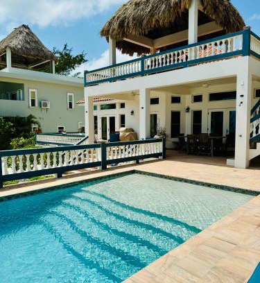 Boca Ciega House | Sandy Bottoms Retreat