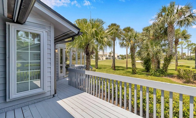 Sawgrass Condo | Sandy Dunes - Cozy 3BR w/beach, pool & sunroom