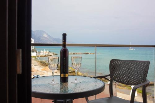 Kardamena Apartment | Sandy feet relax suite