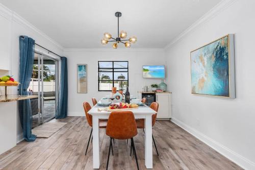 Bonita Springs House | Sandy Haven explore, beach, pool, wine and dine