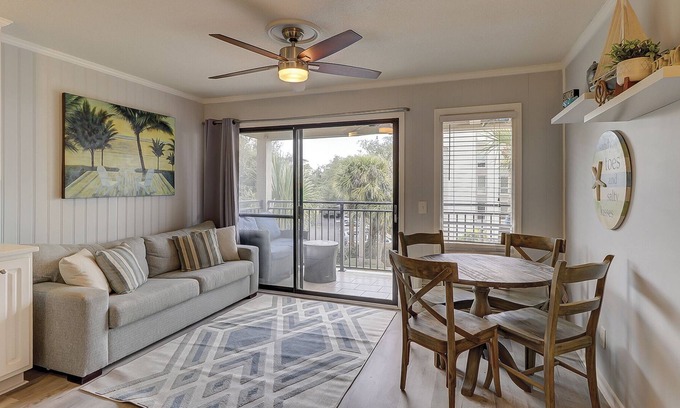 Hilton Head Island Condo | Sandy Toes and Salty Kisses! Steps to the Beach. Short walk to Coligny Plaza