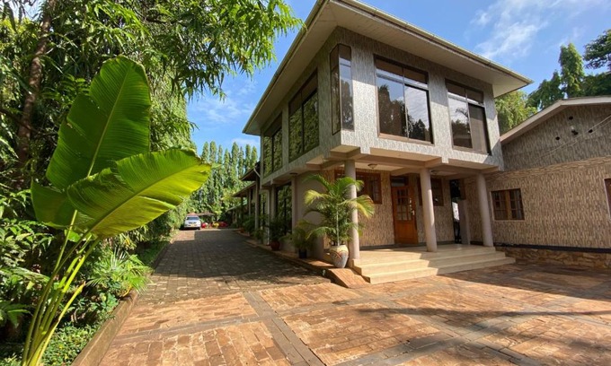 Moshi Cabin | Sangana Lodge