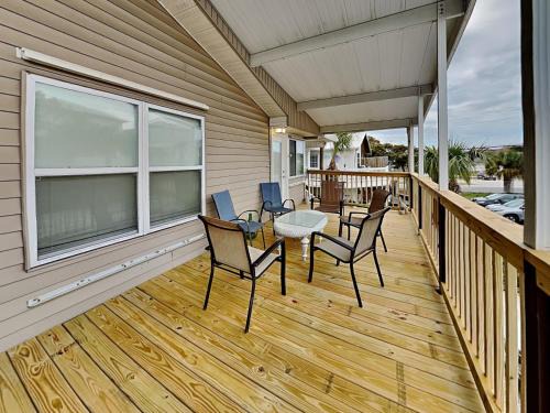 Miramar Beach House | Sangria Dreams A