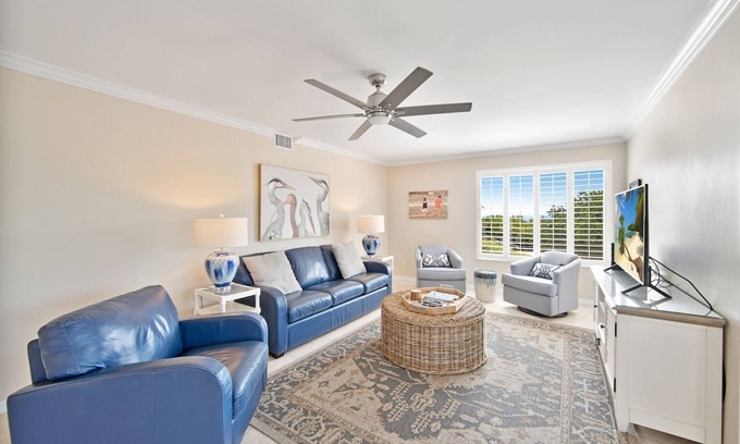 Sanibel Condo | Sanibel Surfside 224: Stunning 2BR Island Retreat!
