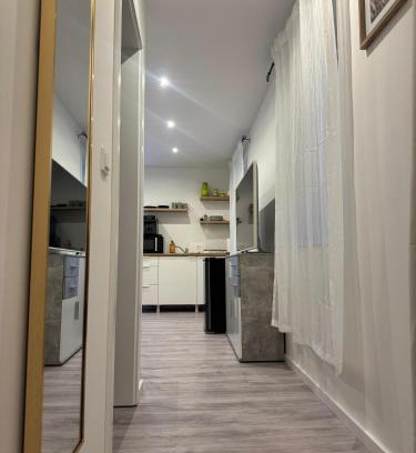 Oberdorla Apartment | Saniertes Apartment im Herzen von Mönchengladbach