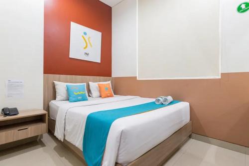Surabaya Hotel | Sans Hotel Rajawali Surabaya by RedDoorz