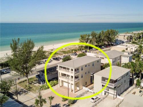 Bradenton Beach House | SANS SOUCI home
