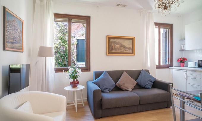 San Marco House | Sant'Angelo Garden View - Few steps from La Fenice