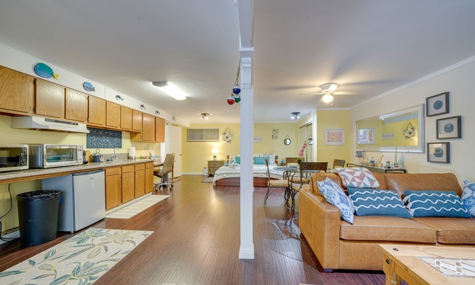 Santa Barbara Apartment | Santa Barbara Large Cozy Studio with Private Patio + AC + TESLA Charger