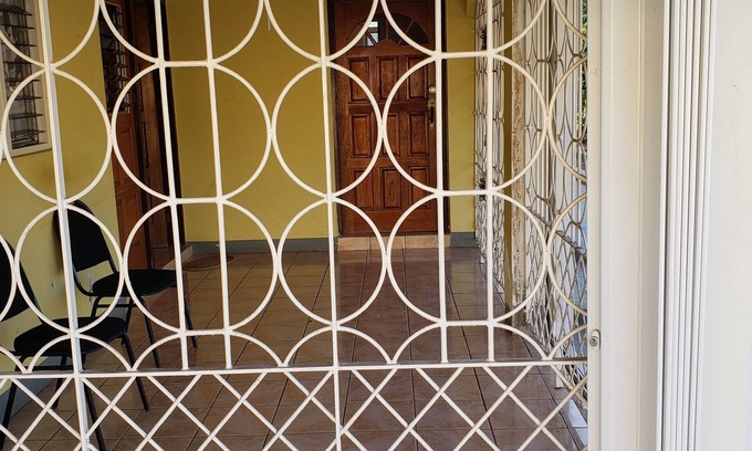 Santa Cruz House | Santa Cruz Upscale Vacation house for your get away, minutes to the town of Sata