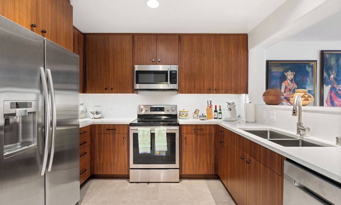 Quail Run Condo | Santa Fe Penthouse: Golf Course, Pool, Hot Tub and Mountain Views!