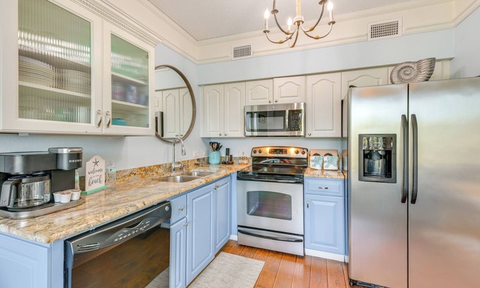 Gulf Place Condo | Santa Rosa Beach Condo w/Pool & Hot Tub Access!