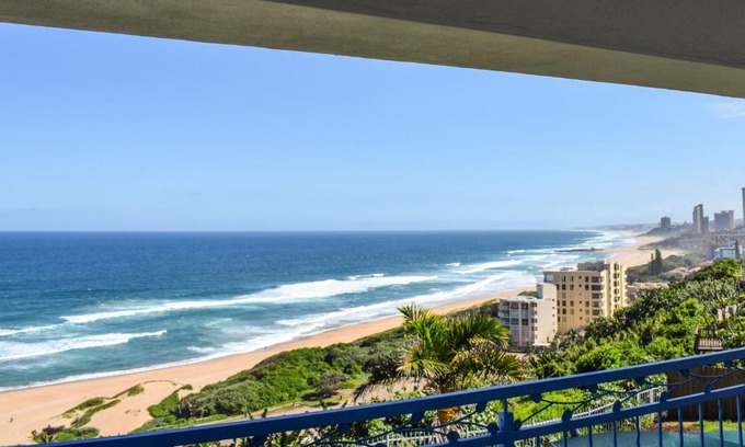 Amanzimtoti House | Santorini Guesthouse