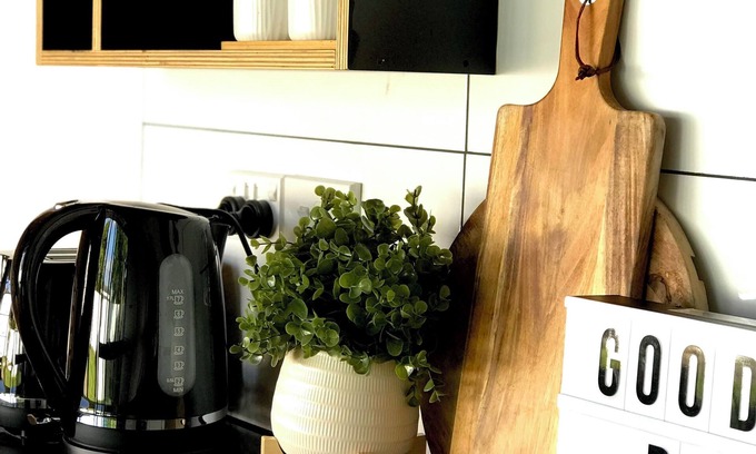 Penrose Apartment | Santos Tiny House: Cozy Retreat under Auckland's Stars!