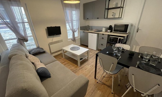 Centre Ancien Apartment | Saphir, Hyper centre ville au calme au fond d'une impasse