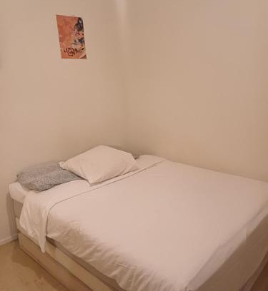 Bout des paves-Chene des Anglais Apartment | Saphire tilleul