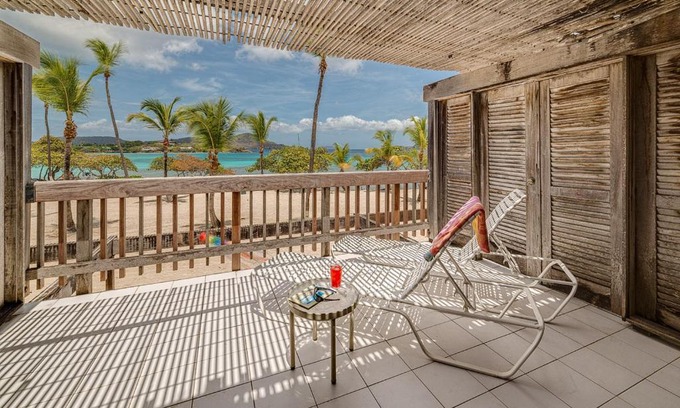 Red Hook Apartment | Sapphire Beach Beachfront Condo Free Wi - Fi! - Save!