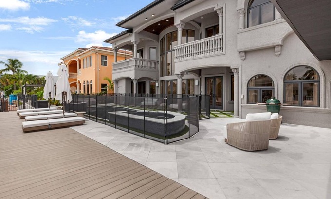 Aventura Villa | Sapphire Shores Villa, Exquisite Mediterranean style waterfront/ocean access