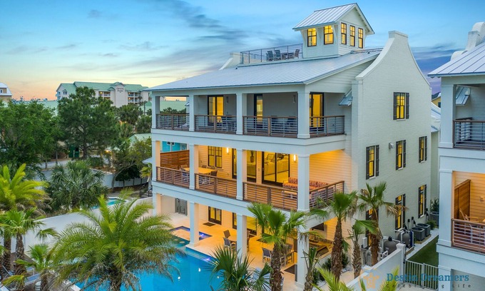 Crystal Beach House | 💎🏖️ Sapphire Shores | Heated* Pool | Walk 2 Beach | 2 Golf Carts | Free Tiki Cruise