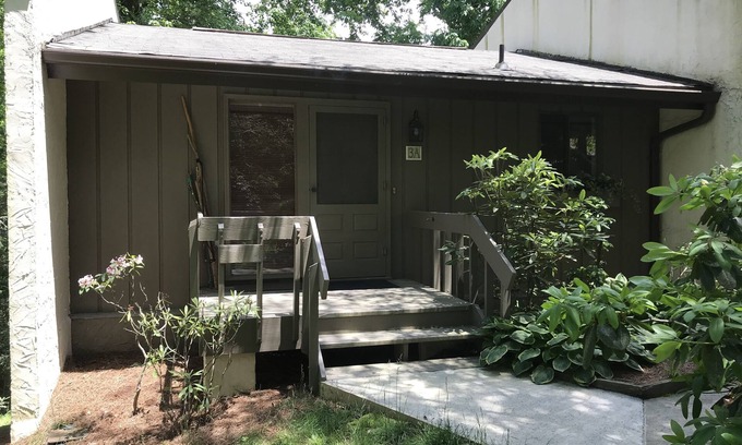Sapphire Condo | Sapphire Valley Resort- Fairfield Lake view