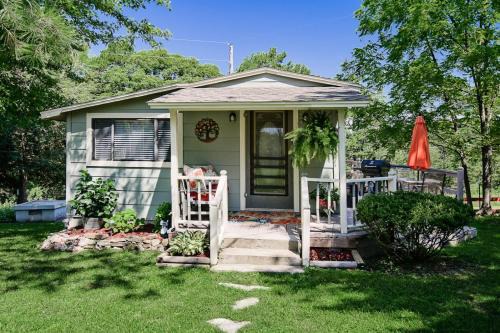 Eureka Springs House | Sara's Cottage
