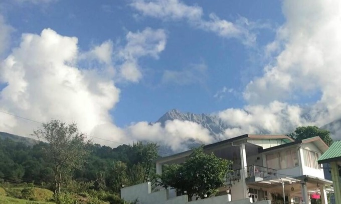 Sidhpur House | Saranga - An exquisite 2 bhk home in dharamshala