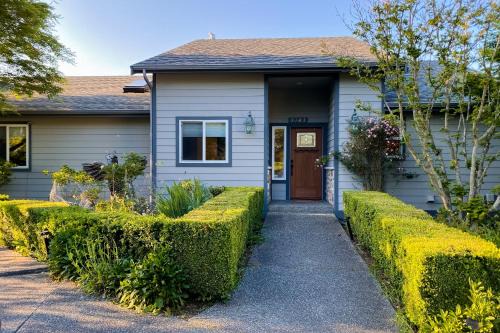 Langley House | Saratoga Stargazer