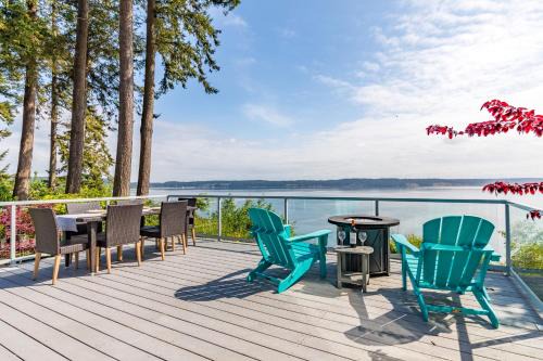 Langley House | Saratoga Vista by AvantStay Waterfront Views