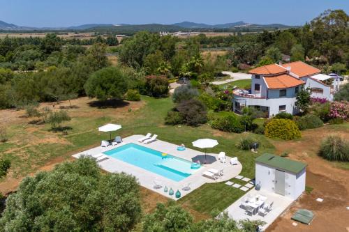 Olmedo Apartment | SARDINIA RE - Villa Fioretta Flowers Apartments