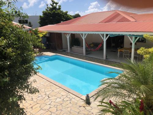 Basse-Terre House | Sarithea