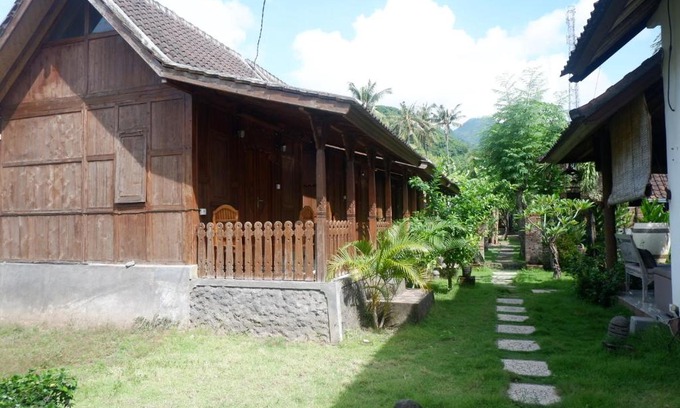 Purwakerti House | Satria House Amed