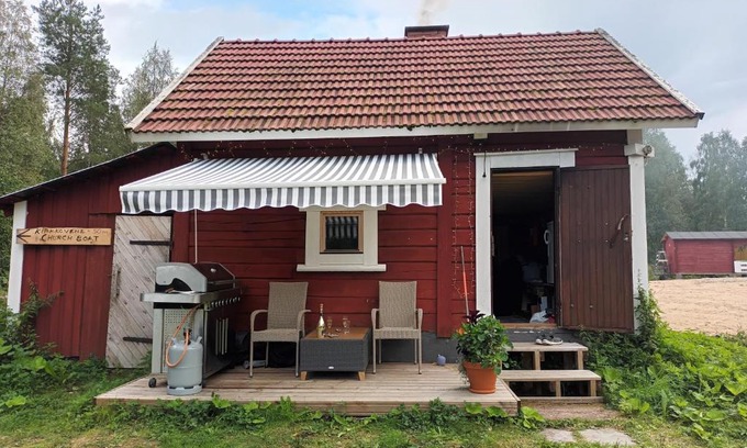 Kehys-Kainuu House | Saunamökki järven rannalla - 5-tien varrella