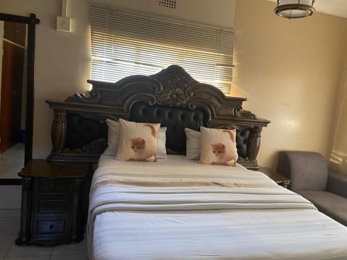 Mahikeng House | Savannah Guest House Mafikeng