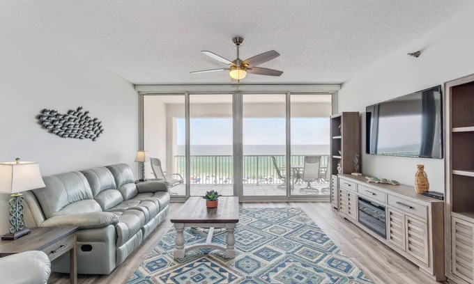 Navarre Beach Condo | Save 10% on 3+ Nights, Book by Oct 31!
