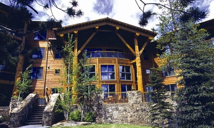 Teton Village Resort | Save 50% - Luxurious 3 Bedroom Condo at The Teton Club, right in Teton Village