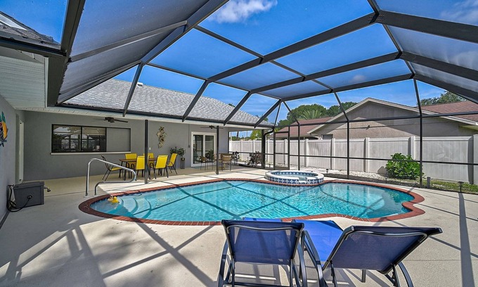 Bradenton House | Save Big This Fall: 10% Off Until Nov 30!