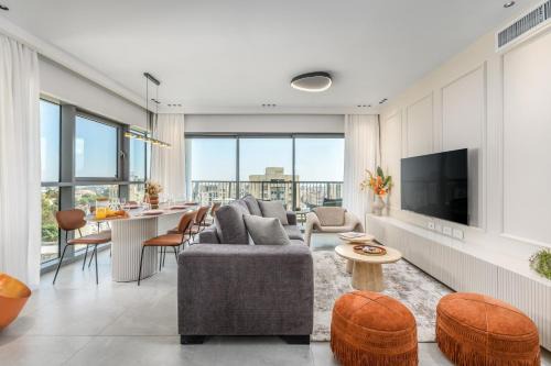 Jerusalem City Centre Apartment | Savyon Wiew Tower Apartment hotel - Sea-u-Jerusalem
