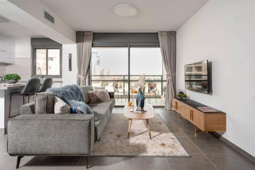 Jerusalem House | Savyoney Ramat Sharet By Isrentals- 3 Bedrooms