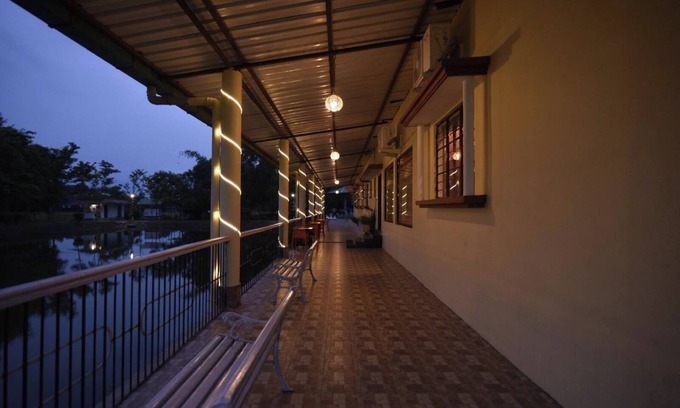 Jalpaiguri Hotel | Sawasstika Eco Park Resort