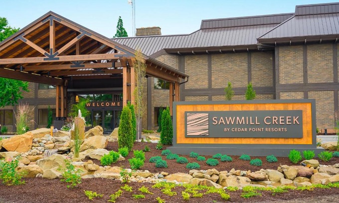 Huron Resort | Sawmill Creek by Cedar Point Resorts