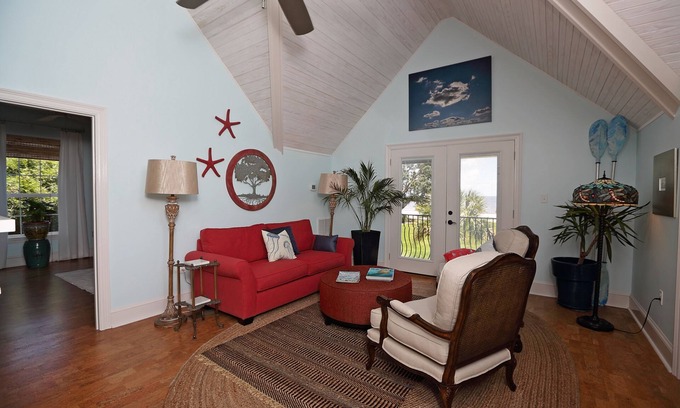 Gulfport Apartment | Saylors Magnolia Landing