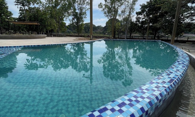 Kampung Kuala Parit Hotel | Sayong Resort