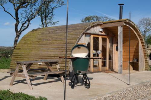 Muston Other | Scandi Glamping Pod - Presence