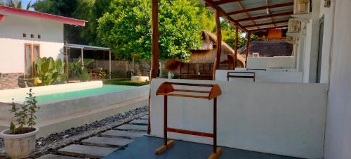 Sumbawa Barat House | Scar Reef Homestay