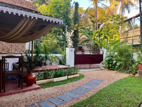 Fort Kochi Bed & Breakfast | Scarlet's Cottage & Tea Garden