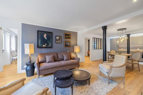 Archives Apartment | Scarlett
