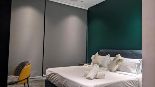 Kuala Lumpur City Centre Apartment | Scarletz Suites KLCC by Nimo