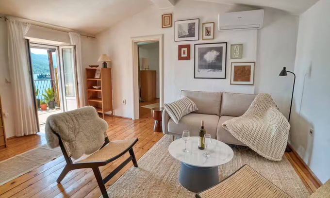 Perast House | Scenic 2BR in Perast w/2 Balconies & Bay View