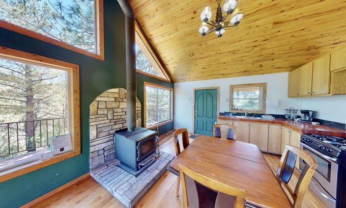 La Sal Cabin | Scenic Cabin in the La Sal Mountains South of Moab